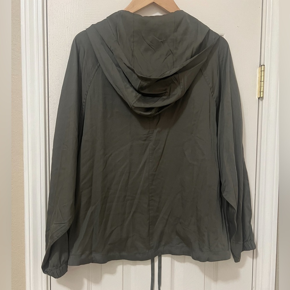 NWT Lululemon City Stroll Hoodie Grey Sage Size 8 - Picture 11 of 11